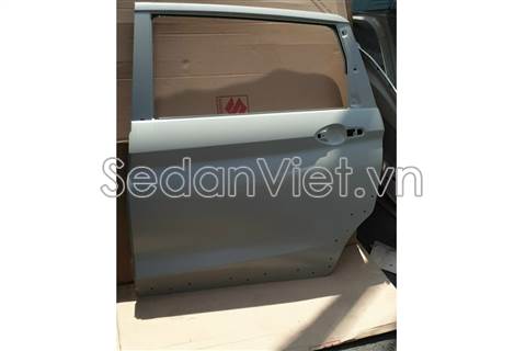 canh-cua-sau-trai-suzuki-xl7-chinh-hang-50682