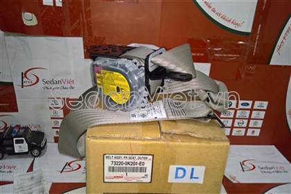 day-bao-hiem-truoc-trai-toyota-innova-chinh-hang-10129