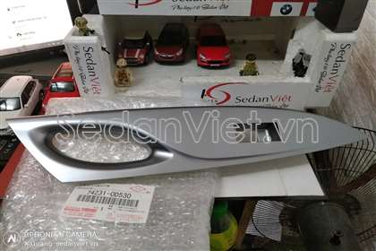 gia-do-cong-tac-len-xuong-kinh-truoc-phai-toyota-vios-chinh-hang-26352