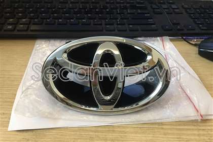 logo-ca-lang-truoc-toyota-camry-chinh-hang-28516