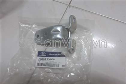 ban-le-canh-cua-truoc-trai-hyundai-elantra-chinh-hang-26811