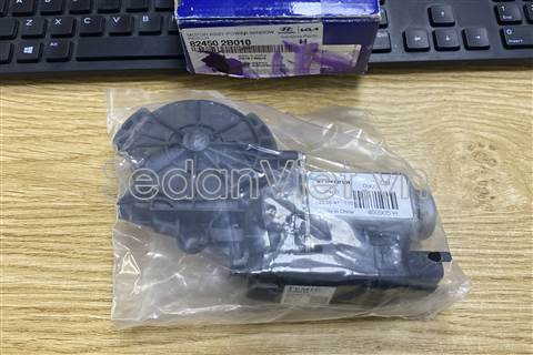 mo-to-nang-ha-kinh-canh-cua-truoc-trai-hyundai-santafe-chinh-hang-48391