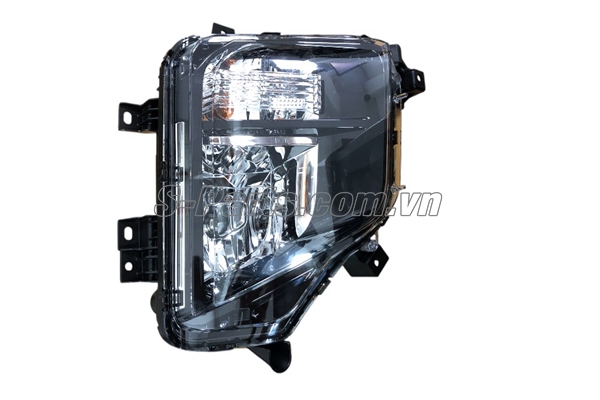 den-gam-phai-mitsubishi-triton-8315a058-chinh-hang