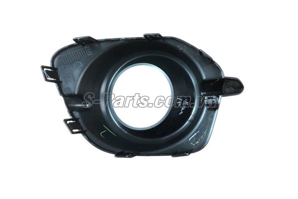 op-den-gam-trai-mitsubishi-pajero-sport-chinh-hang-66216