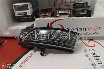 den-xin-nhan-guong-ben-trai-trai-subaru-outback-chinh-hang-25560