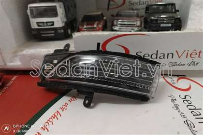 den-xin-nhan-guong-ben-trai-trai-subaru-outback-chinh-hang-25562