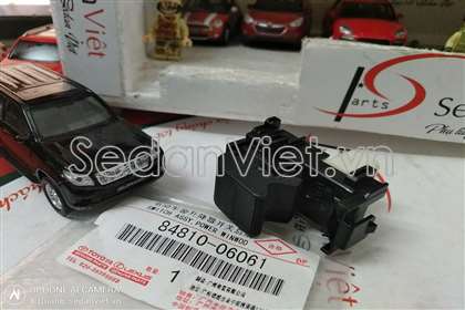 cong-tac-len-xuong-kinh-toyota-corolla-chinh-hang-26356