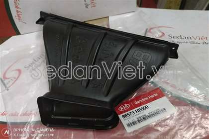 thong-gio-can-truoc-trai-kia-rio-chinh-hang-26656