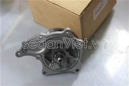 bom-nuoc-dong-co-4jh1-isuzu-d-max-oem-16047