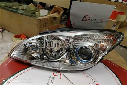 den-pha-trai-long-trang-hyundai-i30-oem-11301