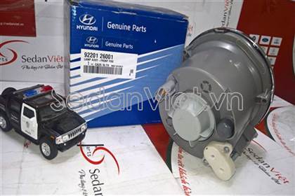 den-gam-den-tron-hyundai-santafe-chinh-hang-20754