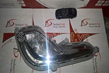 den-gam-phai-hyundai-accent-oem-21009