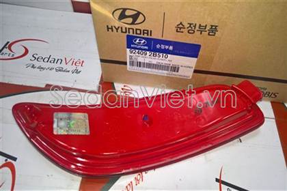 den-phan-quang-can-sau-phai-hyundai-santafe-chinh-hang-20988