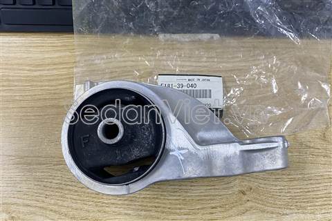 chan-may-sau-2-3-xe-mot-cau-ford-escape-chinh-hang-47700