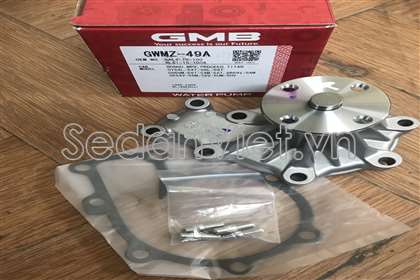 bom-nuoc-dong-co-may-co-ford-everest-oem
