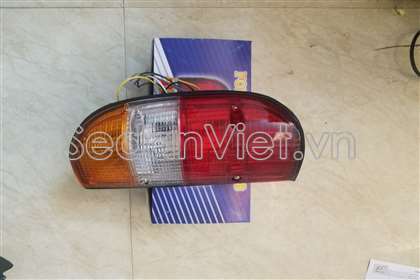 den-hau-phai-ford-ranger-chinh-hang-16248